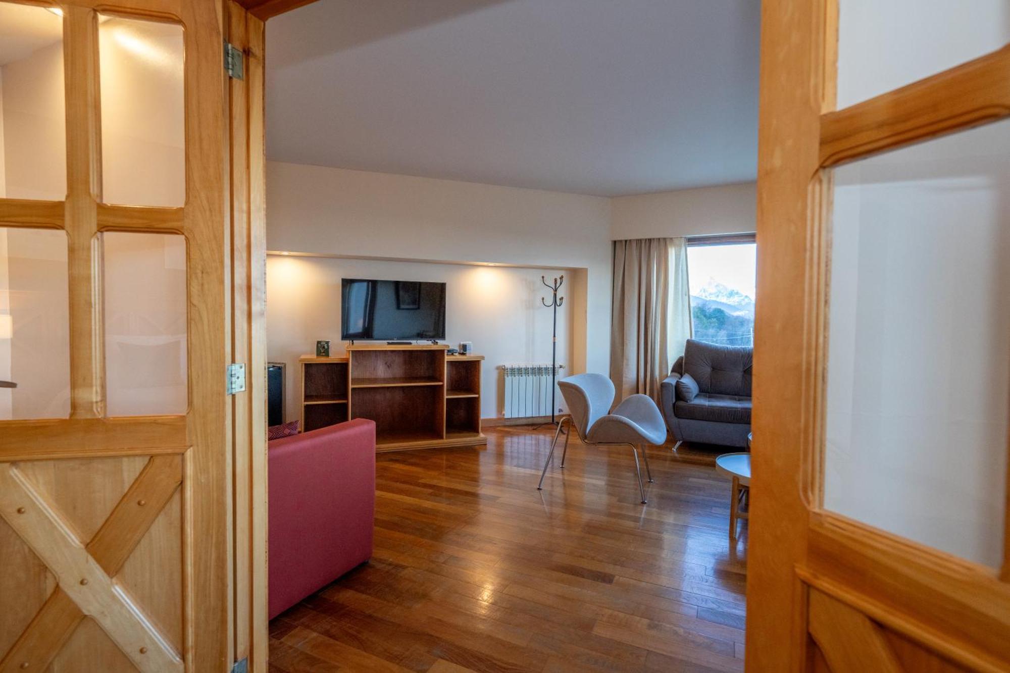 Altos Ushuaia Hotel & Resto 外观 照片