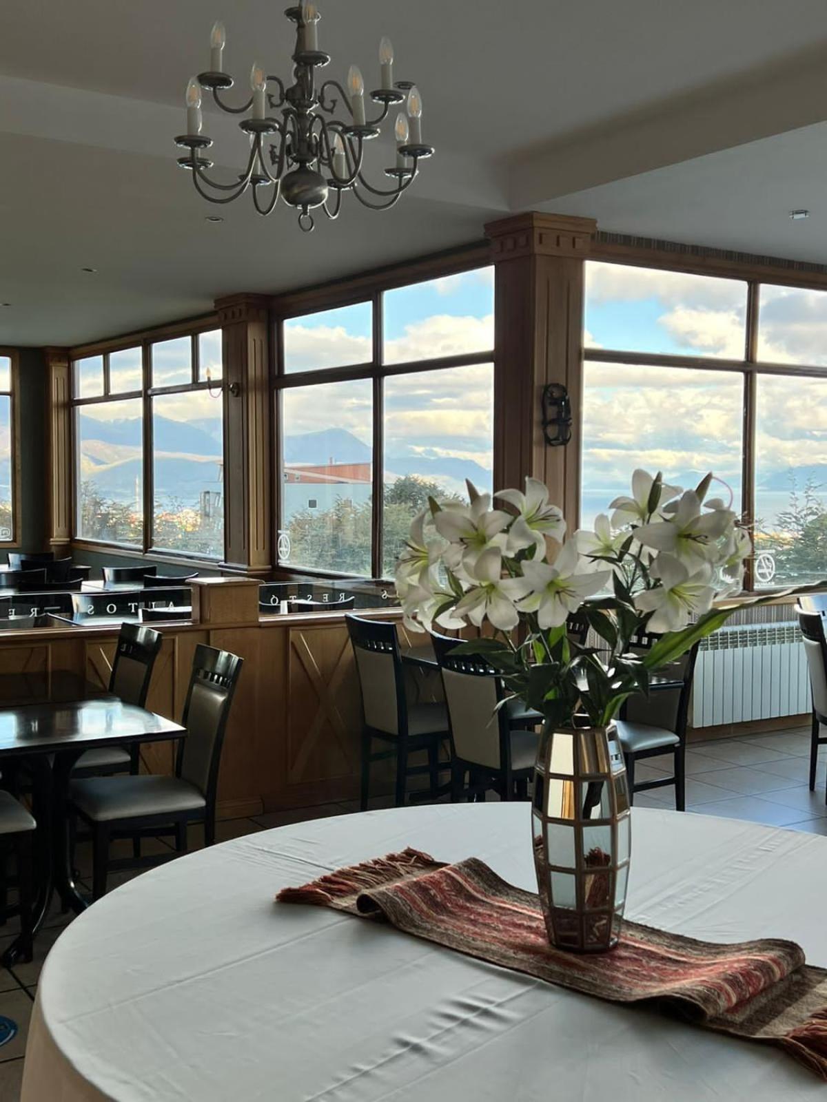 Altos Ushuaia Hotel & Resto 外观 照片