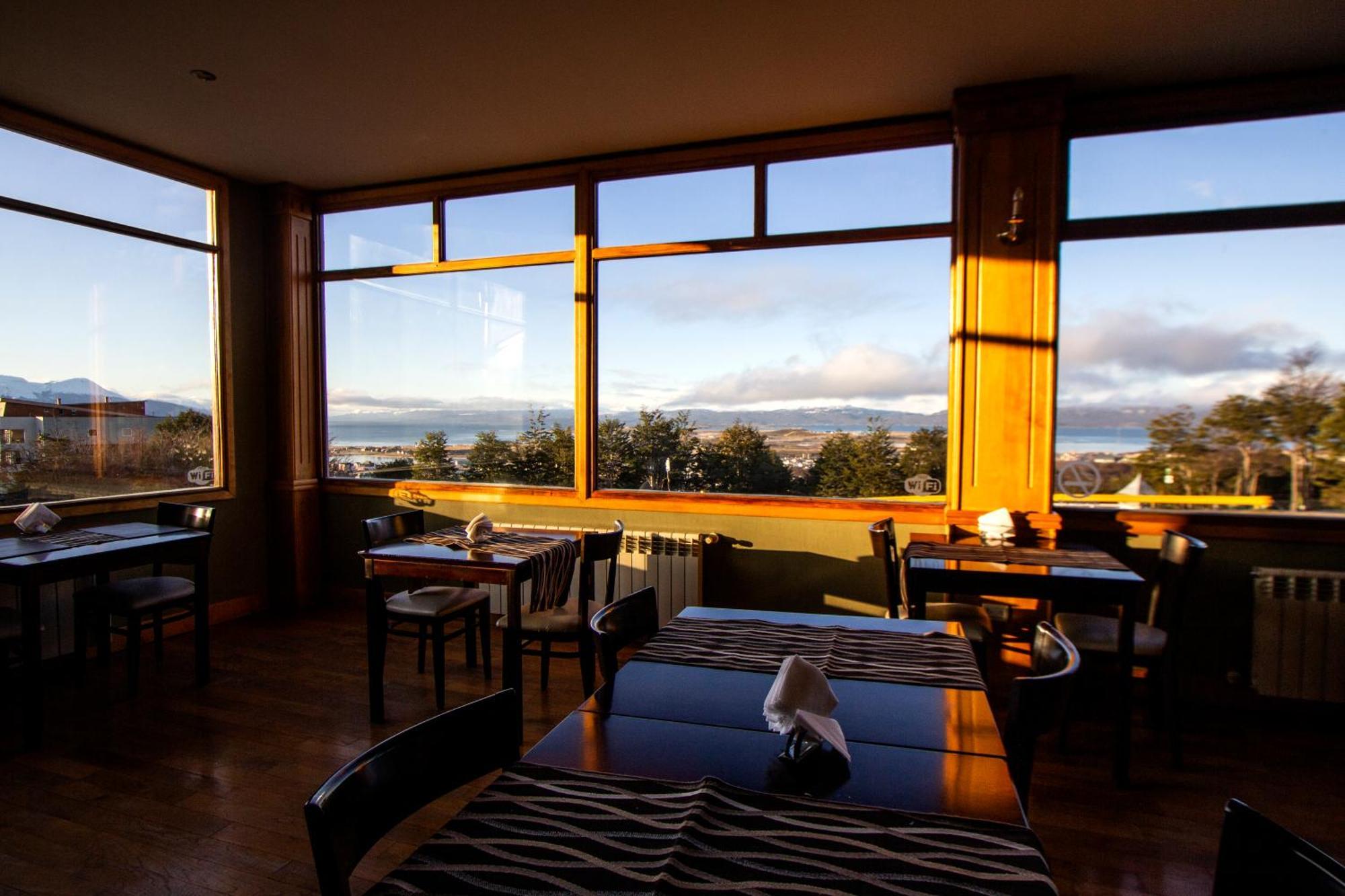 Altos Ushuaia Hotel & Resto 外观 照片