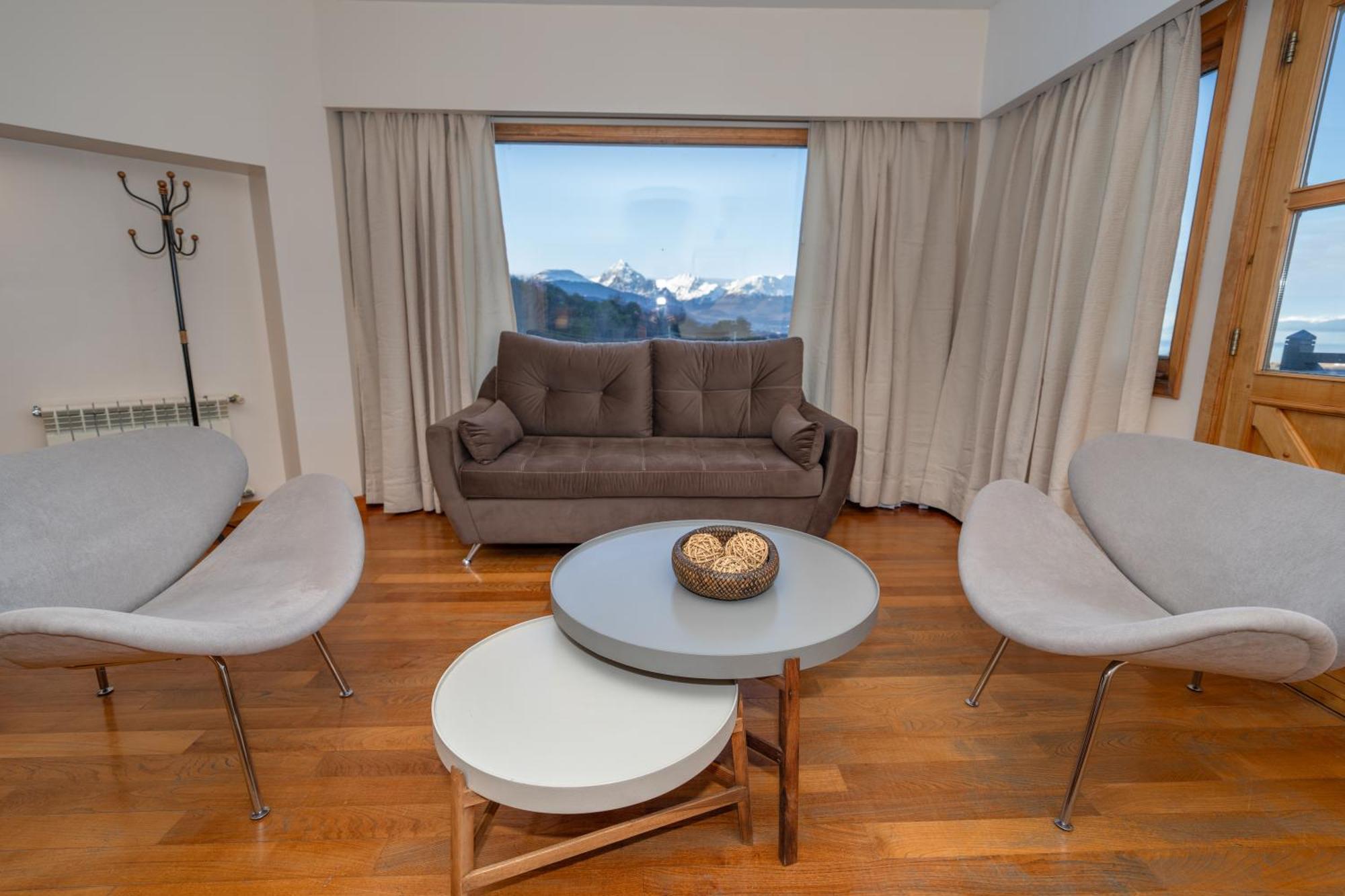 Altos Ushuaia Hotel & Resto 外观 照片